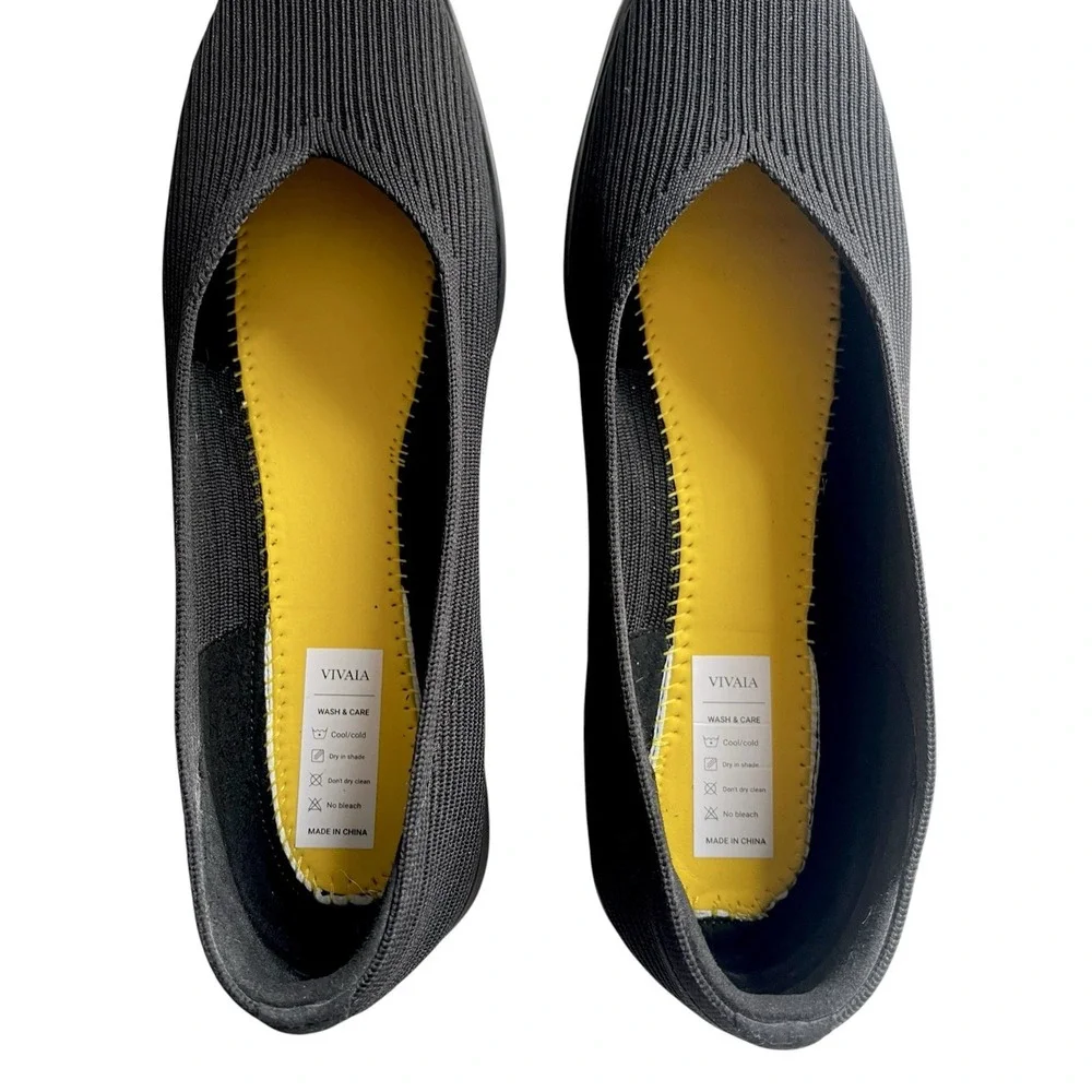 Vivaia Margot Walker Square Toe V-Cut Knit Flats Black Minimalist Chic Sz 39/8